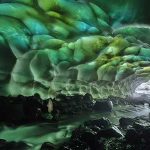 ﻿ غار یخی چما یکی از اعجاب‌انگیزترین غارهای استان چهارمحال و بختیاری